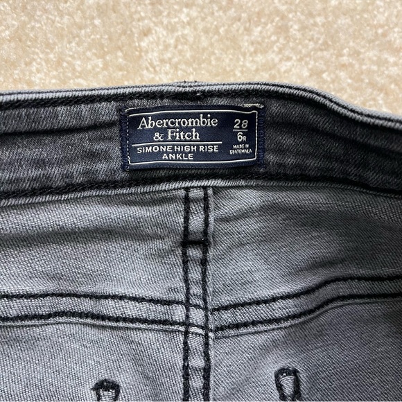 Abercrombie & Fitch Simone High Rise Ankle Denim Womens 28 Black Dots Raw Hem - Picture 3 of 8